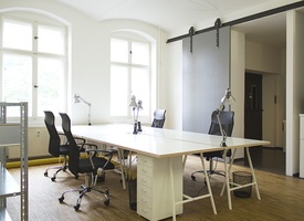 Freshly renovated + furnished office floor - all incl. - perfect for Startups!
