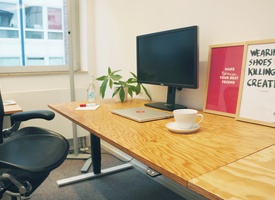 All inclusive Desks in Central Berlin