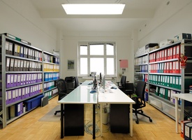 großer heller Büroraum in Kreuzberg