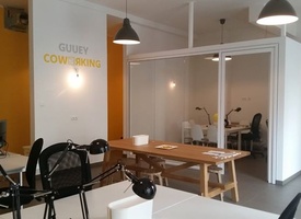 Co-Working Right next to Ring-Bahn