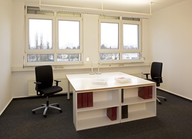 Office-Rooms to let - schöne helle Arbeitsbüros zu vermieten
