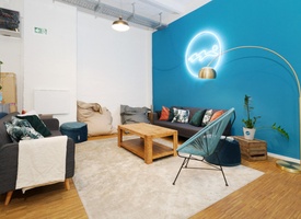 Team office loft style for 5-10 people in Neukölln (All-incl.)